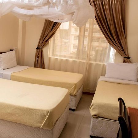 Briston Hotel Аруша Екстериор снимка