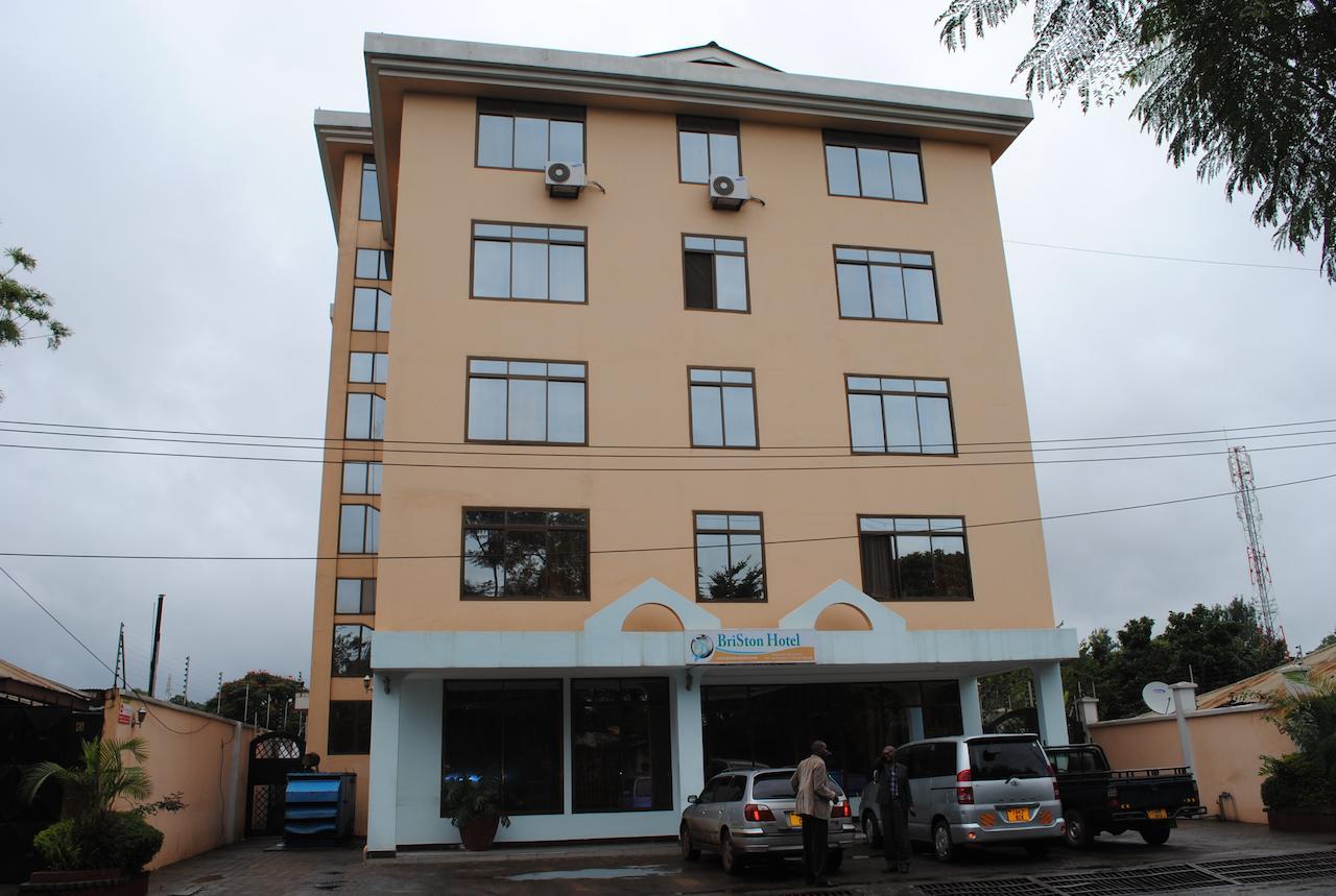 Briston Hotel Аруша Екстериор снимка