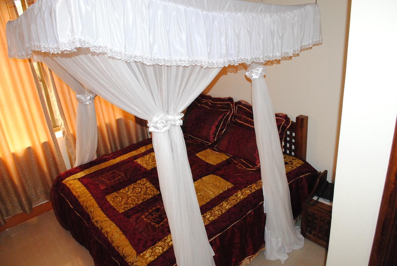 Briston Hotel Аруша Стая снимка